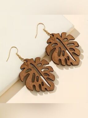 Wooden Monstera Leaf Drop Earrings - Natural Brown